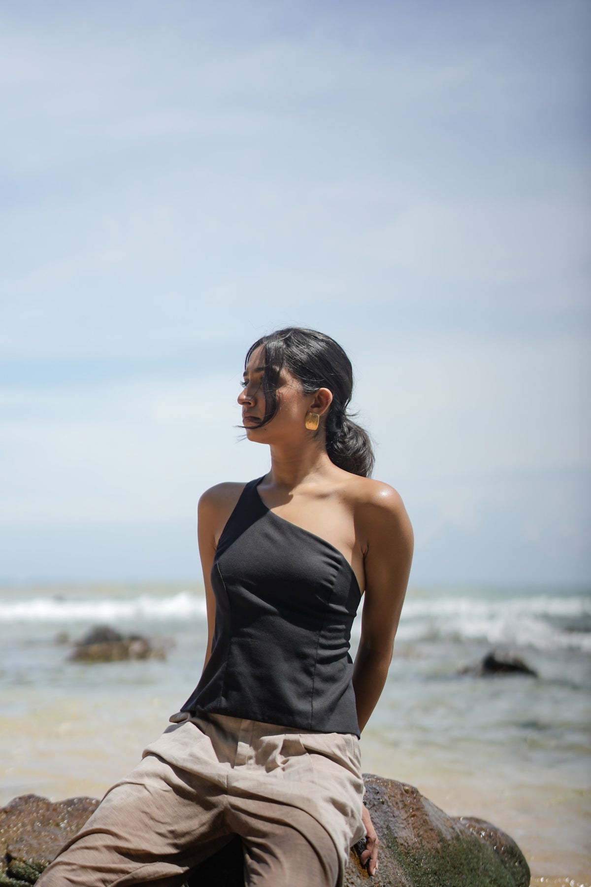SOLEA ONE-SHOULDER TOP